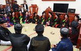 Canh hát đêm ở làng Lim quan họ